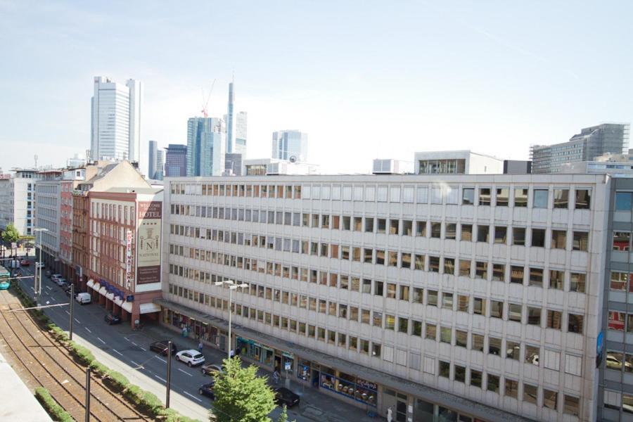 Hotel Tourist Frankfurt pe Main Cameră foto