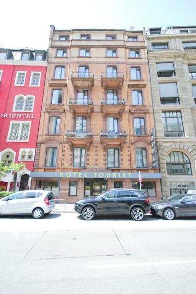 Hotel Tourist Frankfurt pe Main Cameră foto